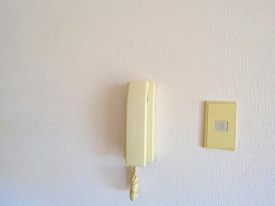 【セキュリティ】 | グリーンハイツアサダ | 訪問者と会話ができるので安心ですね