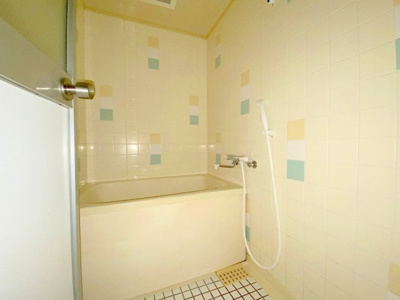 【浴室】 | グリーンハイツアサダ | 日々の疲れを癒すお風呂付です