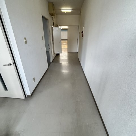 伊達市網代町11-1　2Fのロビー