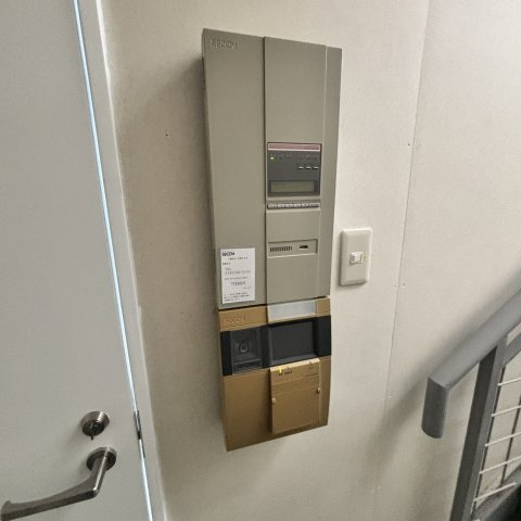 伊達市網代町11-1　2Fの玄関