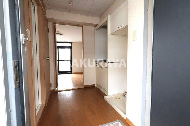 エンパレス　レオ　V22の玄関|2025年5月撮影。