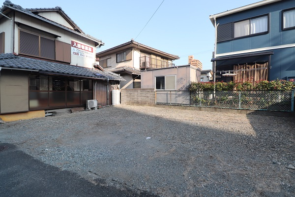 西町広又貸家の駐車場