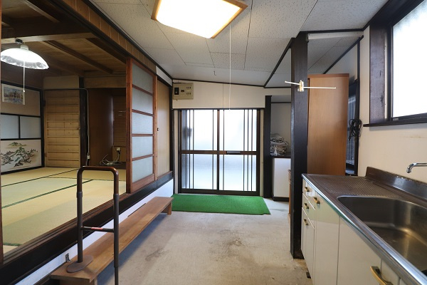 西町広又貸家の居間・リビング|現況優先