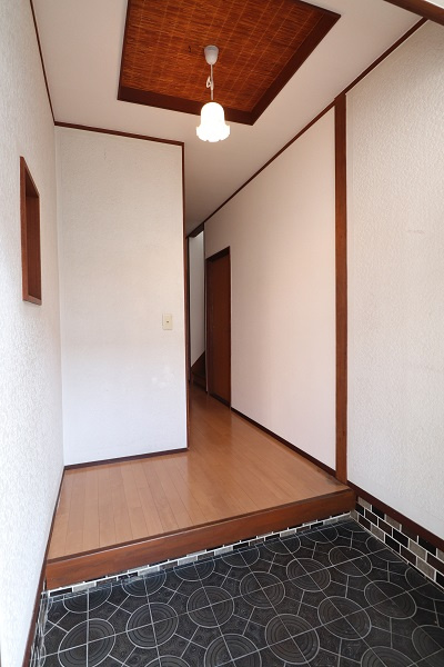 合川永松貸家の玄関|入居前イメージ