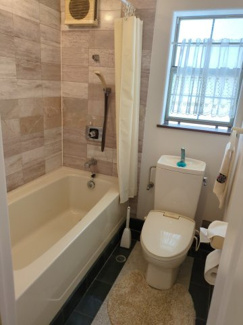 【浴室】 | 東金市田間　中古戸建 | スーパー村の市場徒歩1分 JR東金線東金駅徒歩約14分 都市ガス上下水４LDK 暖炉付き駐車3台可能