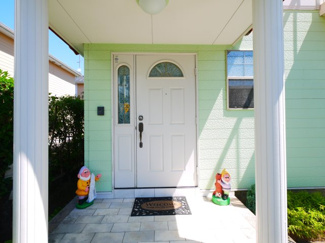 【玄関】 | 東金市田間　中古戸建 | スーパー村の市場徒歩1分 JR東金線東金駅徒歩約14分 都市ガス上下水４LDK 暖炉付き駐車3台可能