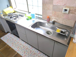 【キッチン】 | 東金市田間　中古戸建 | スーパー村の市場徒歩1分 JR東金線東金駅徒歩約14分 都市ガス上下水４LDK 暖炉付き駐車3台可能