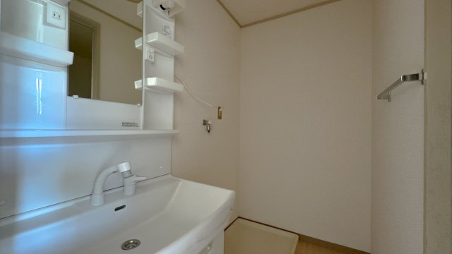 マンション名倉の洗面所