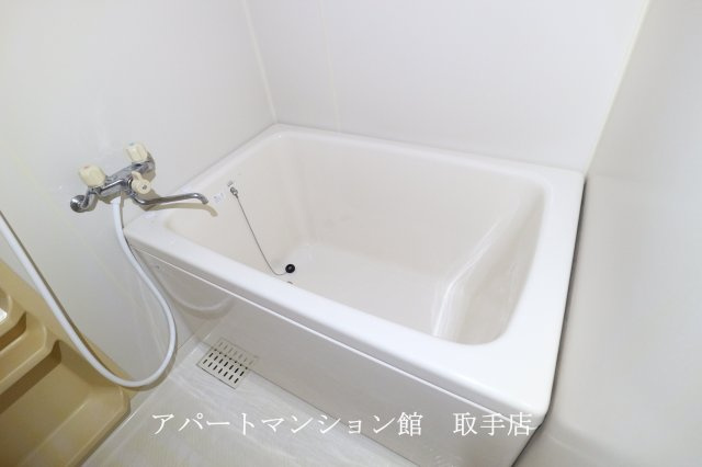 セジュール石田Ⅱの浴室