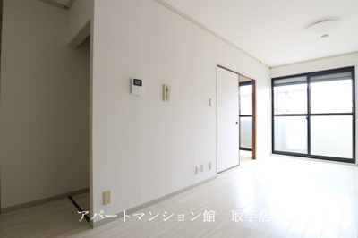 【居間・リビング】 | セジュール石田Ⅱ