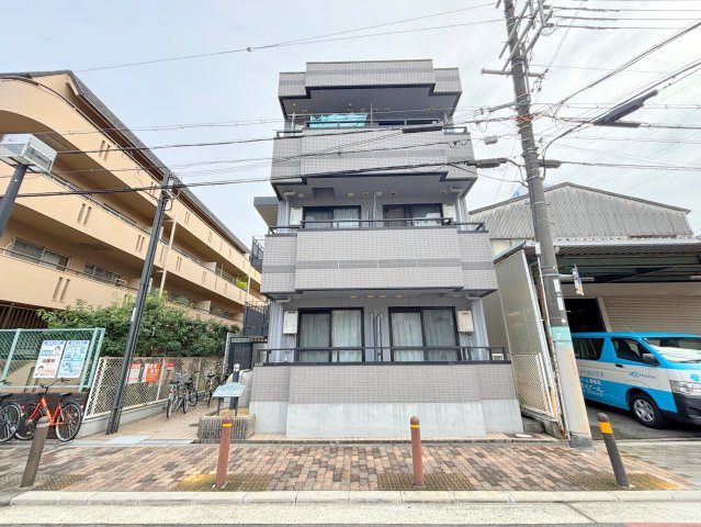 プレジデント豊新の外観