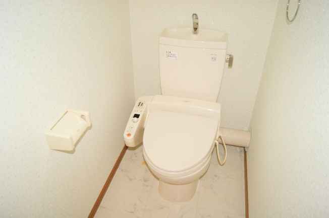 ウォシュレット付き