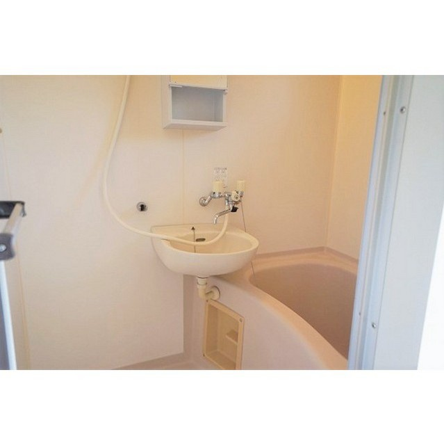 ルミエール関谷の洗面所|洗面