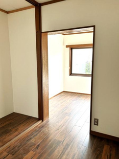 【洋室】 | ２階洋室６帖