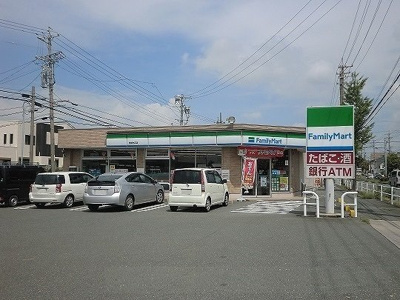 【周辺】 | クレストール市場 | ファミリーマートまで550m