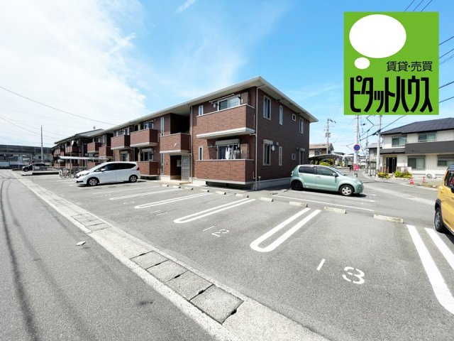 アムール　Ｆ棟の外観