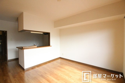 【居間・リビング】 | Ｋ・Ｒ・Ｔ | 同型タイプ