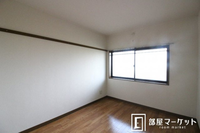 【寝室】 | Ｋ・Ｒ・Ｔ | 同型タイプ