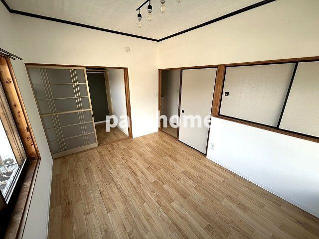 神田の一戸建ての洋室|きれいな洋室です