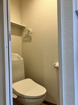 【トイレ】 | フラッティ金閣寺南 | 温水洗浄暖房便座