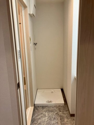 【設備】 | フラッティ金閣寺南 | 室内洗濯パン
