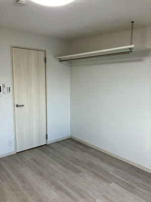 【居間・リビング】 | フラッティ金閣寺南