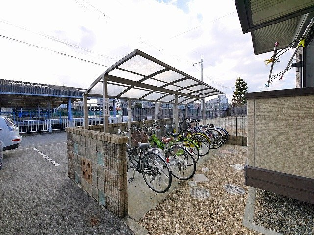 シャルマン（田井庄町）のその他共用部分|自転車置場