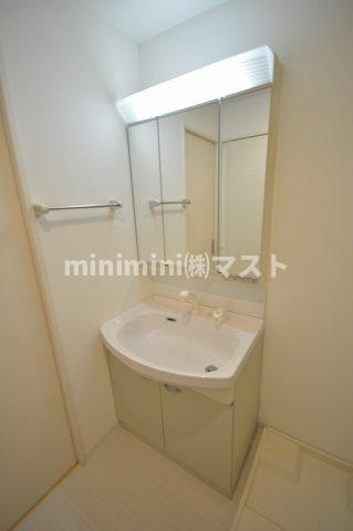 ドゥスプランドゥールの洗面所|※同マンション別間取り参考写真です