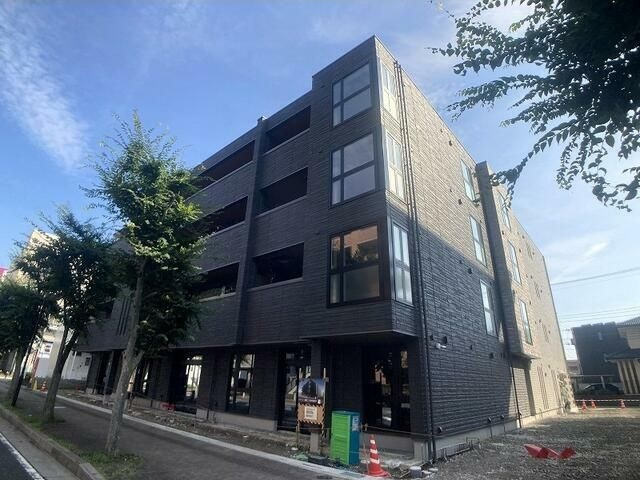 ザ・アークコート市川妙典の外観