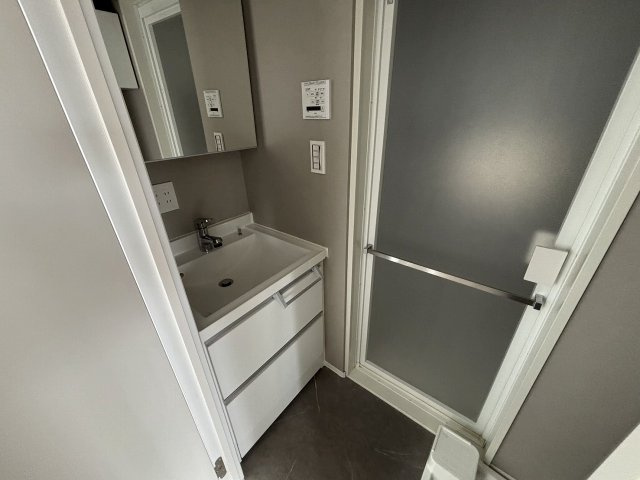 【独立洗面台】 | 大橋マンション | 収納付き洗面化粧台