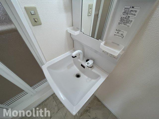 フレグランス高松の独立洗面台