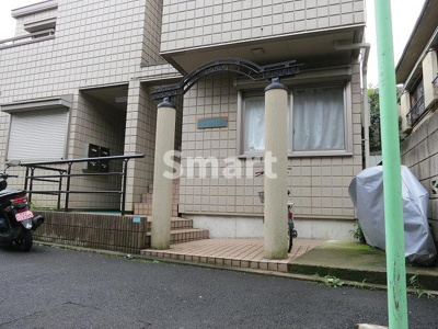 【エントランス】 | メゾンウィステリアC棟