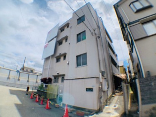 寿コーポの外観
