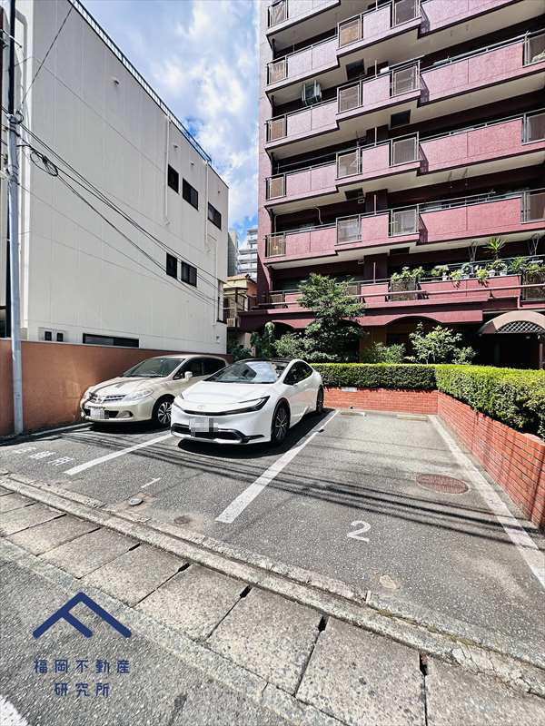 朝日プラザ大橋Ⅱの駐車場
