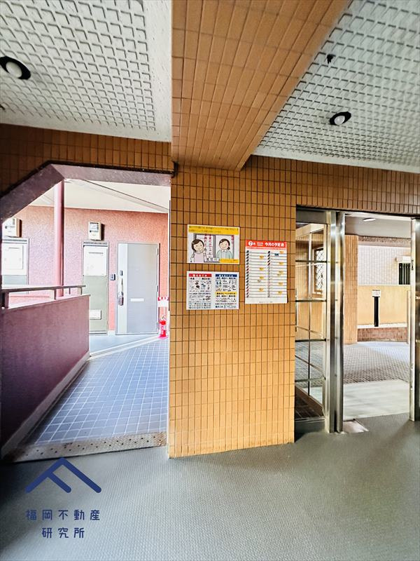 朝日プラザ大橋Ⅱのエントランス