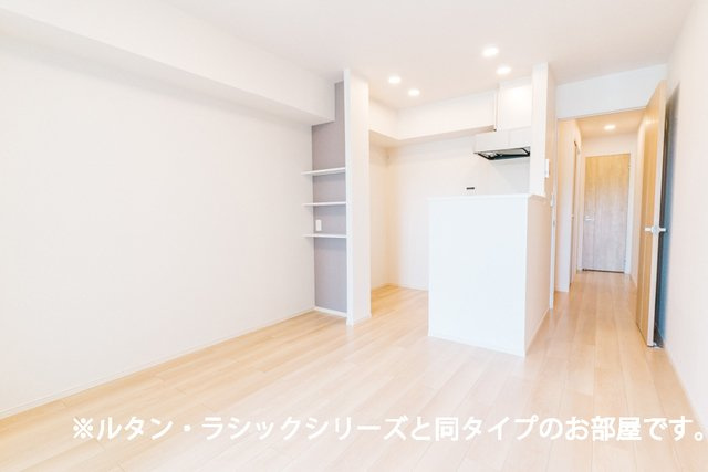 アクアプラ浅江７　Ⅰの居間・リビング