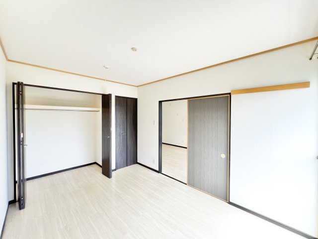 エバーグリーン Ⅱの洋室|※別部屋参考写真