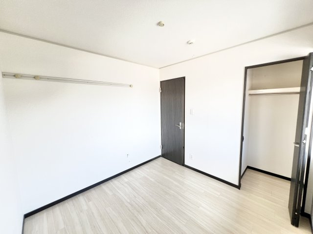 エバーグリーン Ⅱの洋室|※別部屋参考写真