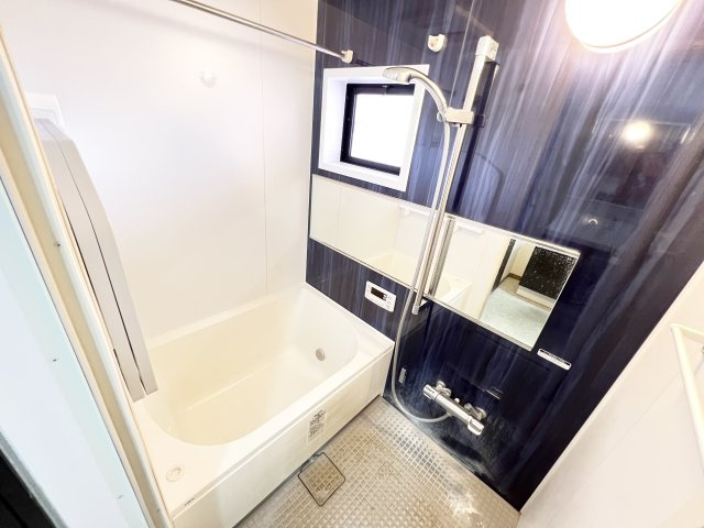 エバーグリーン Ⅱの浴室|※別部屋参考写真