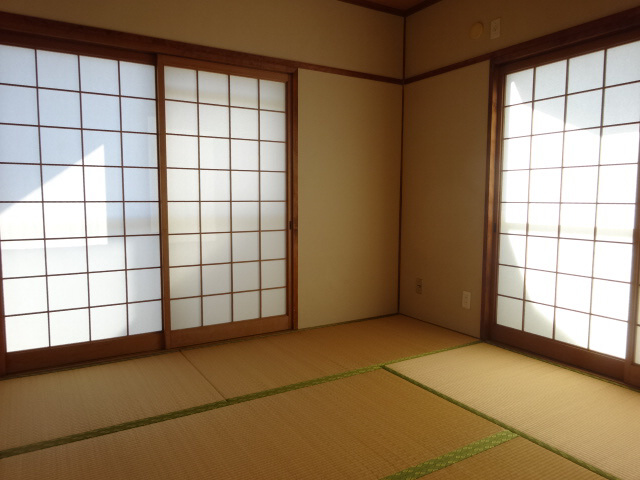 日山マンションの居間・リビング