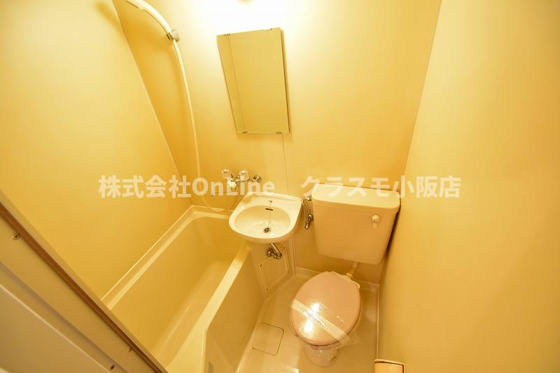 東大阪市長堂１丁目の賃貸マンションの浴室