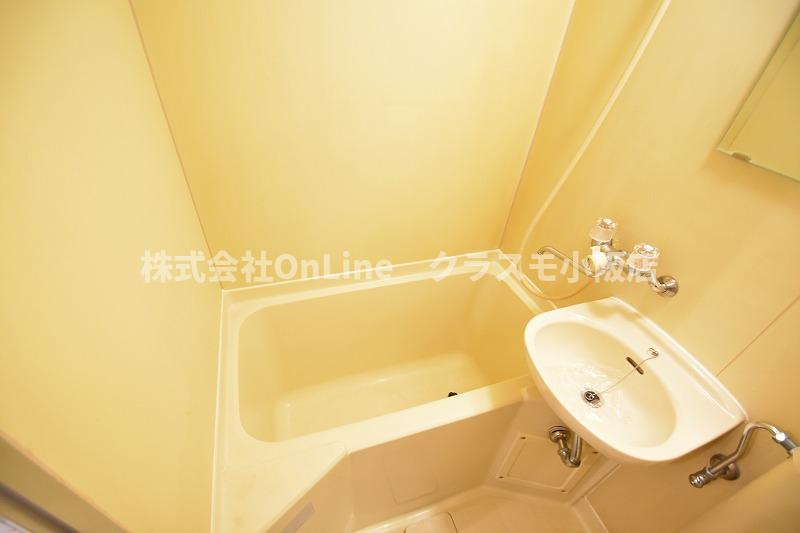 東大阪市長堂１丁目の賃貸マンションの浴室