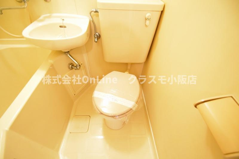 東大阪市長堂１丁目の賃貸マンションのトイレ