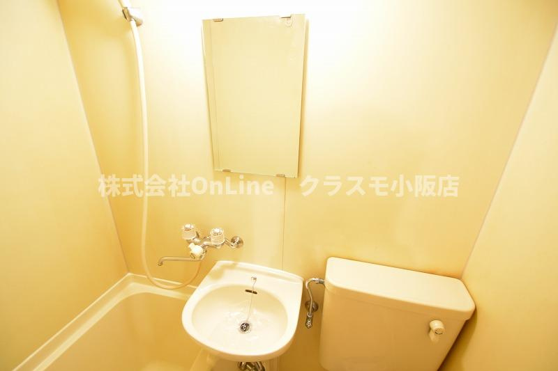 東大阪市長堂１丁目の賃貸マンションの洗面所
