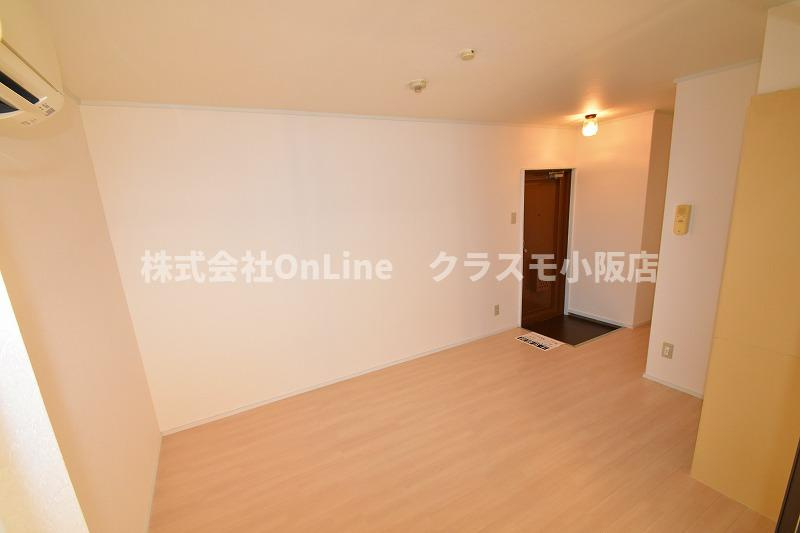 東大阪市長堂１丁目の賃貸マンションの居間・リビング