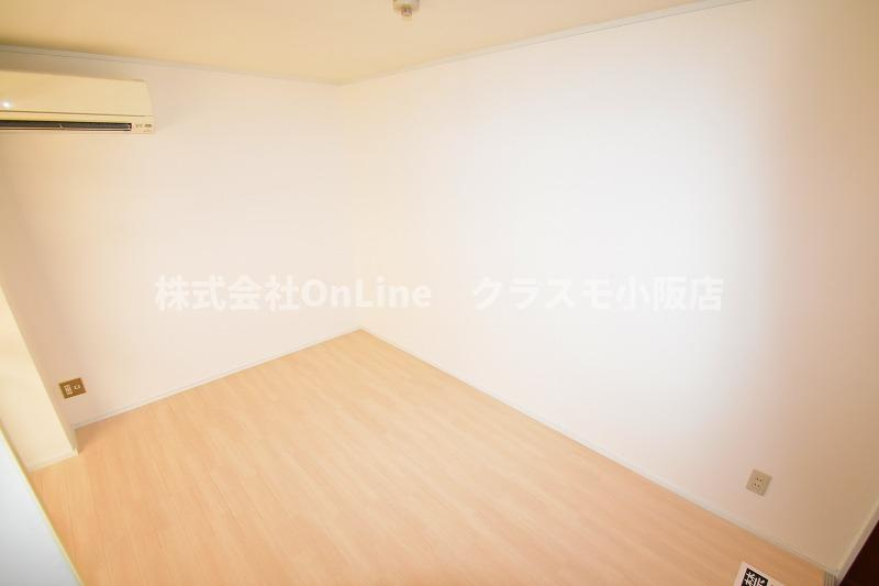 東大阪市長堂１丁目の賃貸マンションの寝室