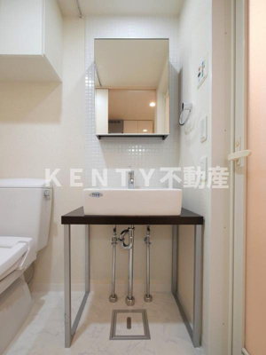 【洗面所】 | ＦＯＲＴＩＳ大森 | 明るい洗面所です