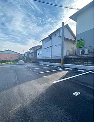 【駐車場】 | ロイヤルヴィラV