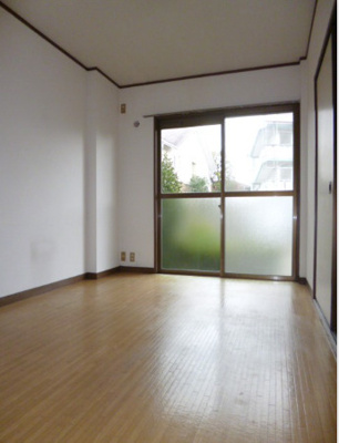 【居間・リビング】 | ハミングタウン久留米 | ※掲載写真は同物件別号室の参考写真です。実際のお部屋とは間取り・設備・内装等が異なる場合があり、現況を優先とします。