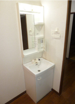 【洗面所】 | ハミングタウン久留米 | ※掲載写真は同物件別号室の参考写真です。実際のお部屋とは間取り・設備・内装等が異なる場合があり、現況を優先とします。